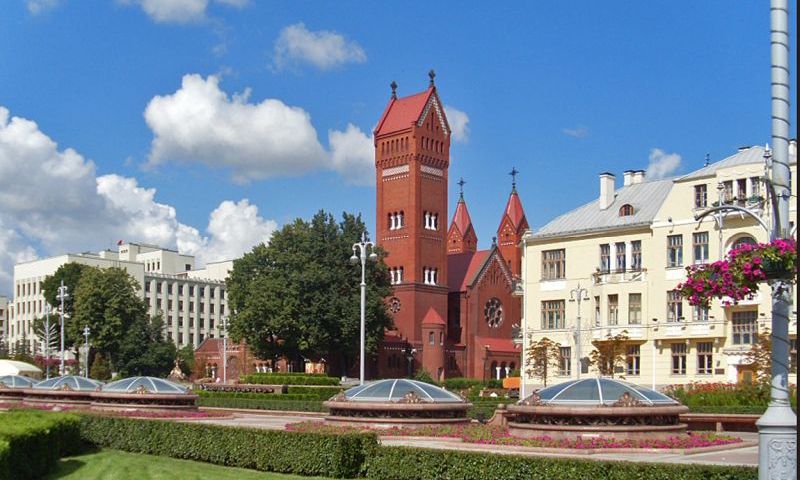 Костел Святых Симона и Елены в Минске
